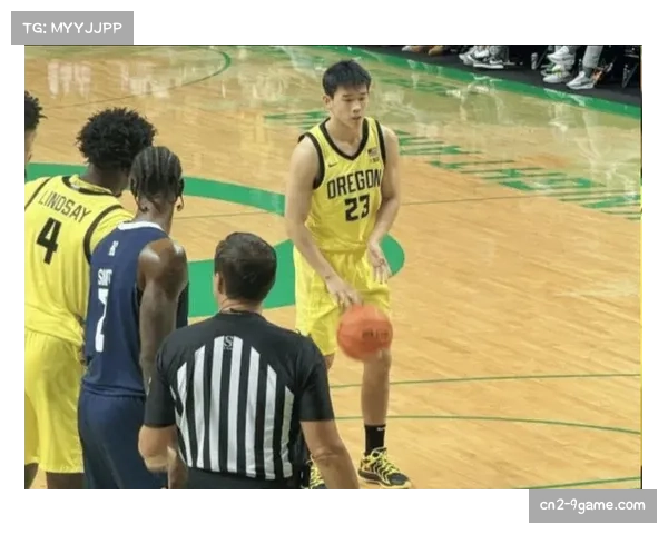 俄勒冈大学67-63险胜莱斯大学 中国球员林葳替补出战12分钟得3分 俄勒冈大学67-63险胜莱斯大学 中国球员林葳替补出战12分钟得3分